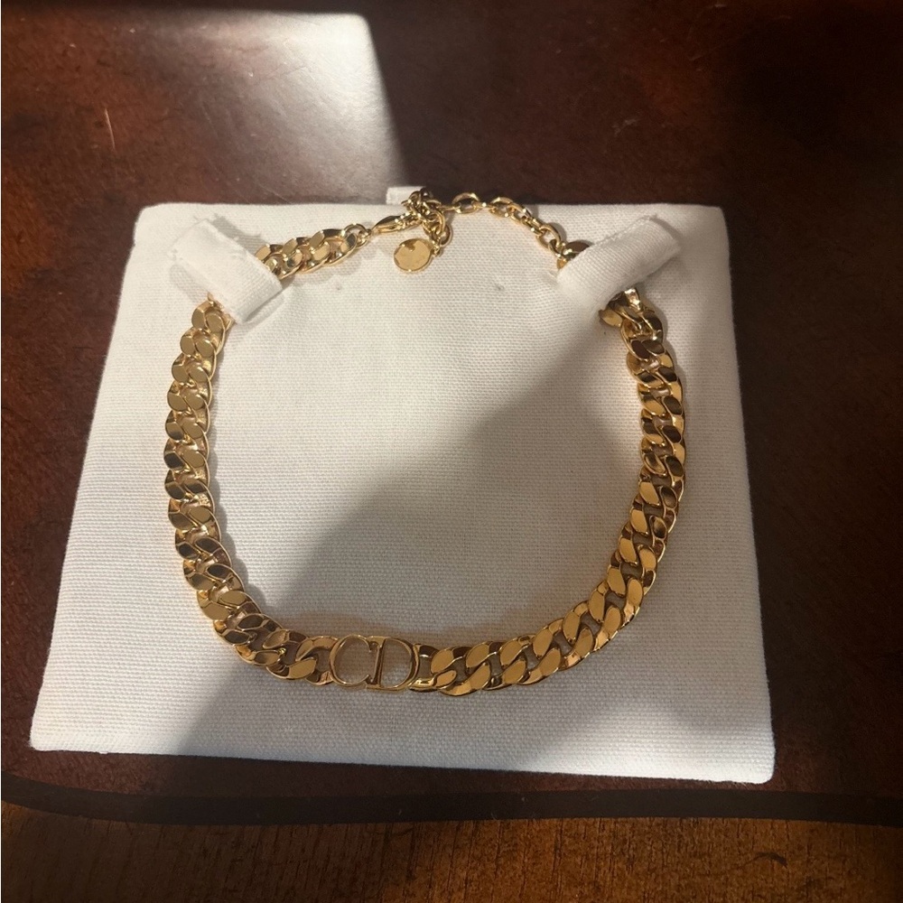 Dior Necklace - Picture 3 of 3